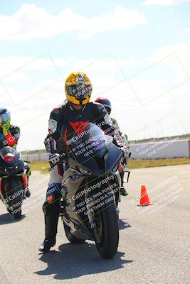 media/May-09-2022-Lets Ride (Mon) [[4de522fb14]]/Group A/Grid/